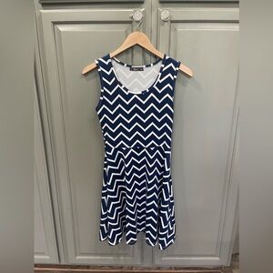 Pine women’s dress M